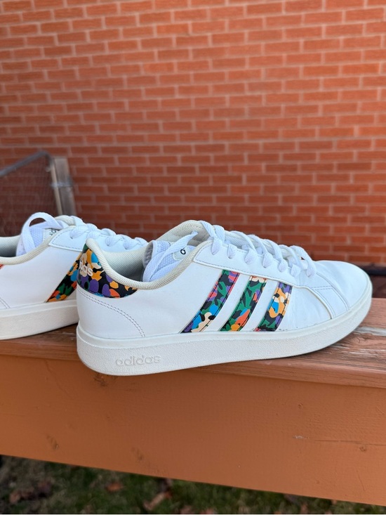 adidas Shoes - adidas White Low-Top Sneakers with Multicolor Floral Stripe Accents